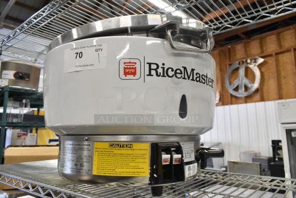 BRAND NEW SCRATCH AND DENT! RiceMaster RM-55N-R Natural Gas 110 Cup (55 Cup Raw) Gas Rice Cooker and Warmer. - Image 2 of 6