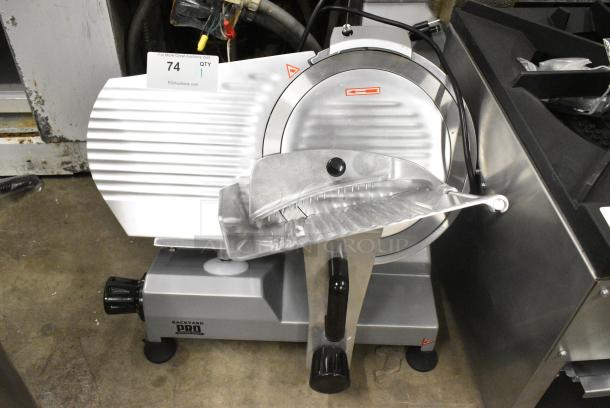 BRAND NEW SCRATCH AND DENT! Backyard Pro 554SL112E Butcher Series 12" Manual Gravity Feed Meat Slicer w/ Blade Sharpener. 120 Volts, 1 Phase. Tested and Working! - Image 2 of 7