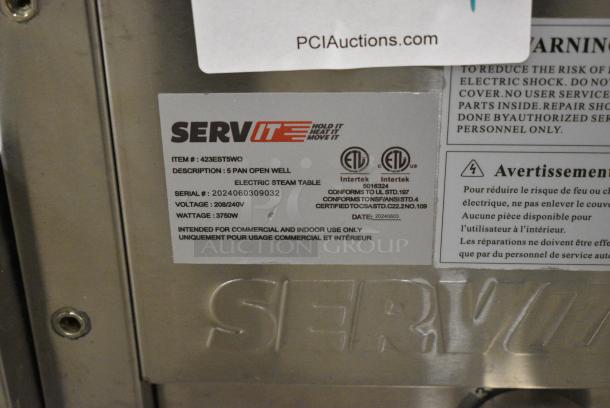 BRAND NEW SCRATCH AND DENT! 2024 ServIt 423EST5WO Five Pan Open Well Electric Steam Table with Adjustable Undershelf. 208/240 Volts, 1 Phase. - Image 8 of 8