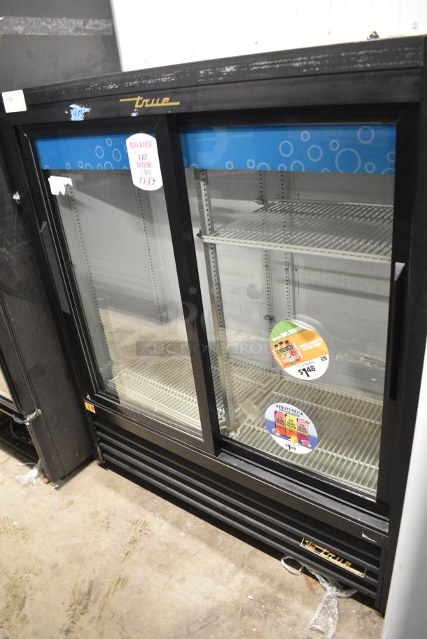 True GDM-41SL-54-LD Metal Commercial 2 Door Reach In Cooler Merchandiser w/ Poly Coated Racks. 115 Volts, 1 Phase. Tested and Working! - Image 1 of 6