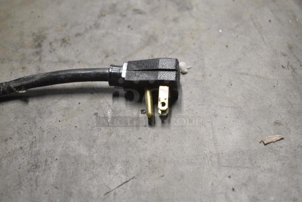 True GDM-05-LD Metal Mini Cooler Merchandiser. 115 Volts, 1 Phase. Tested and Working! - Image 3 of 5