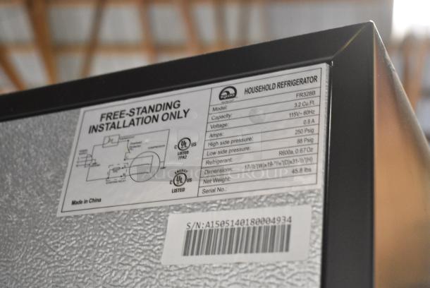 Igloo FR328B Mini Cooler. 115 Volts, 1 Phase. Tested and Working! - Image 6 of 6