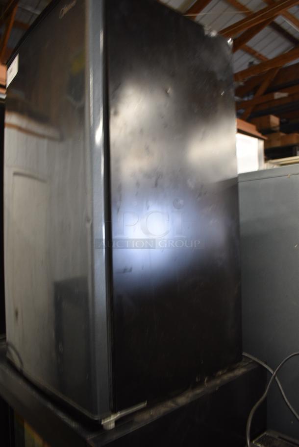 Midea MRM33S8ASL Mini Cooler. 115 Volts, 1 Phase. Tested and Working! - Image 6 of 9