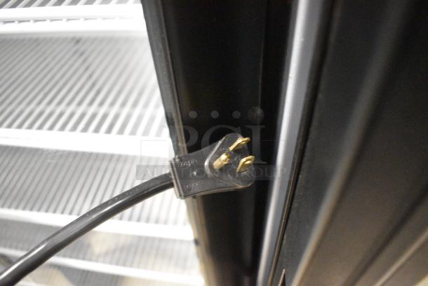 Habco SE12 Metal Commercial Single Door Reach In Cooler Merchandiser w/ Poly Coated Racks. 115 Volts, 1 Phase. Tested and Working! - Image 4 of 5