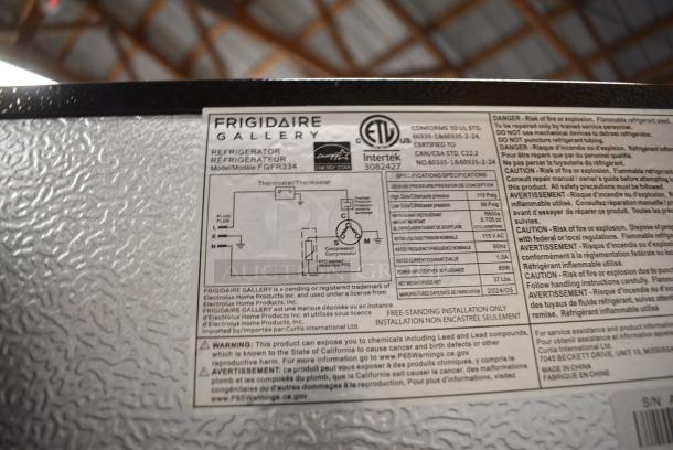 Frigidaire FGFR334 Mini Cooler. 115 Volts, 1 Phase. Tested and Working! - Image 6 of 7