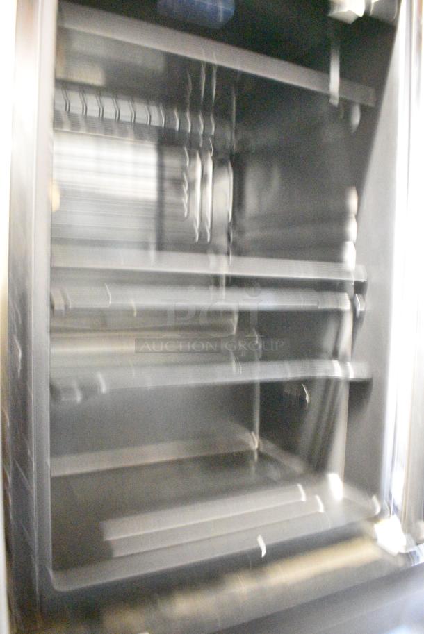 Frigidaire EFMIS155 Mini Cooler. 115 Volts, 1 Phase. Tested and Working! - Image 3 of 5