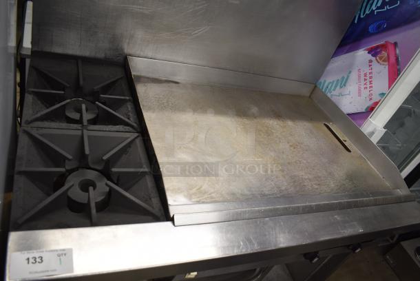 Southbend S48AC-3TR Stainless Steel Commercial Propane Gas Powered Flat Top Griddle w/ 2 Burner Range, Oven and Back Splash on Commercial Casters. - Image 8 of 10