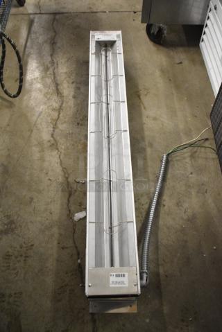 Avantco GRAH-48 Metal Commercial Heat Strip. 120 Volts, 1 Phase.