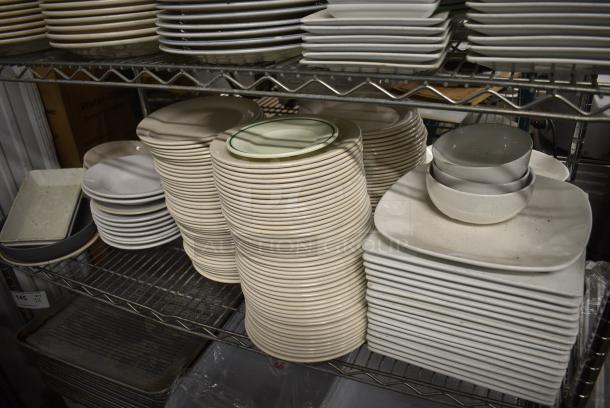 ALL ONE MONEY! Tier Lot of Various Items Including Ceramic Dishes - Image 1 of 4