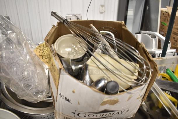 ALL ONE MONEY! Tier Lot of Various Items Including Cake Stand, Bowl, Drop In Bins - Image 5 of 7
