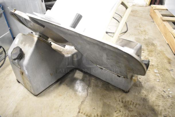 Hobart 512 Stainless Steel Commercial Countertop Meat Slicer. 115 Volts, 1 Phase. Tested and Working! - Image 4 of 7