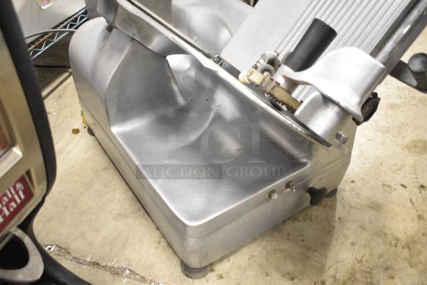 Stainless Steel Commercial Countertop Automatic Meat Slicer. 115 Volts, 1 Phase. Tested and Working! - Image 5 of 10