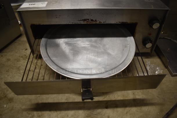 560E Stainless Steel Countertop Electric Powered Pizza Oven / Snack Oven. 120 Volts, 1 Phase. Tested and Working! - Image 3 of 7