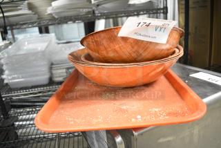 7 Various Items Including Bowls and 1 Tray. 7 Times Your Bid!