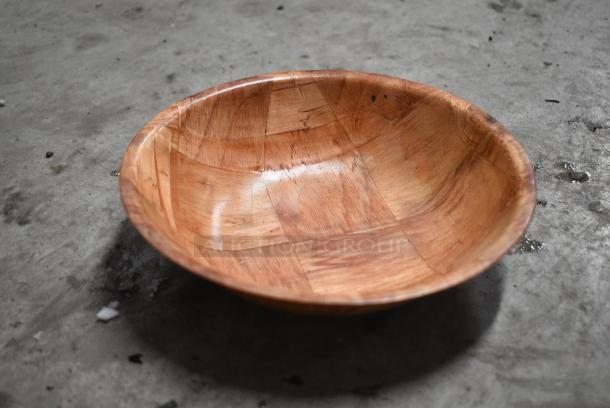 7 Various Items Including Bowls and 1 Tray. 7 Times Your Bid! - Image 2 of 5