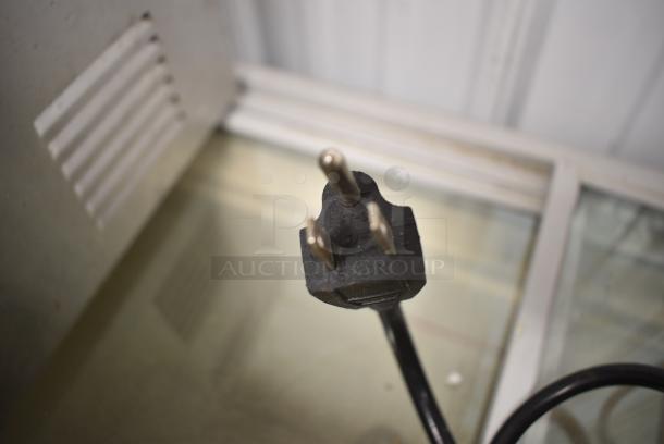 Update 7700 Stainless Steel Commercial Countertop Food Warmer. 120 Volts, 1 Phase. Tested and Working! - Image 5 of 6
