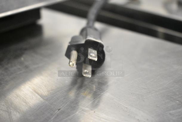 2022 Hoocoo CMO-1 Stainless Steel Commercial Countertop Electric Powered Single Deck Pizza Oven w/ Broken Cooking Stone. 120 Volts, 1 Phase. Tested and Working! - Image 6 of 6