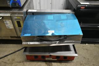 BRAND NEW SCRATCH AND DENT! 2023 Avantco 177SAL23M Stainless Steel Commercial 23" Electric Countertop Salamander. 208-240 Volts.