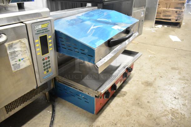 BRAND NEW SCRATCH AND DENT! 2023 Avantco 177SAL23M Stainless Steel Commercial 23" Electric Countertop Salamander. 208-240 Volts. - Image 2 of 6