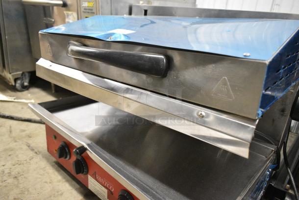 BRAND NEW SCRATCH AND DENT! 2023 Avantco 177SAL23M Stainless Steel Commercial 23" Electric Countertop Salamander. 208-240 Volts. - Image 4 of 6