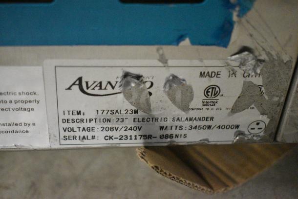 BRAND NEW SCRATCH AND DENT! 2023 Avantco 177SAL23M Stainless Steel Commercial 23" Electric Countertop Salamander. 208-240 Volts. - Image 5 of 6