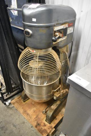 Avantco MX40 Metal Commercial Floor Style 40 Quart Planetary Dough Mixer w/ Mixing Bowl, Bowl Guard and Whisk Attachments, 240 Volts, 1 Phase.