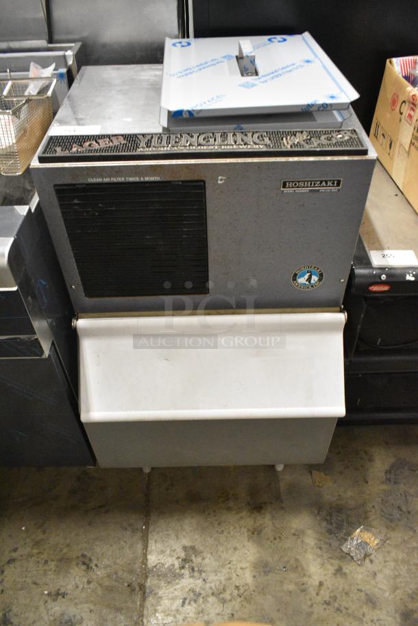 Hoshizaki KM-250BAE Metal Commercial Ice Head on Commercial Bin. 115-120 Volts, 1 Phase. - Image 1 of 6