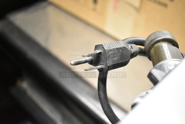 Hoshizaki KM-250BAE Metal Commercial Ice Head on Commercial Bin. 115-120 Volts, 1 Phase. - Image 6 of 6