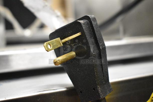 BRAND NEW! 2017 BKI HFW-R Stainless Steel Commercial Countertop Fry Dumping Warming Station. 120 Volts, 1 Phase. - Image 6 of 6