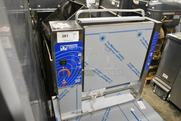 BRAND NEW SCRATCH AND DENT! Prince Castle 297-T9 Stainless Steel Commercial Countertop Vertical Toaster Oven. 115 Volts, 1 Phase. Tested and Working! - Image 2 of 7