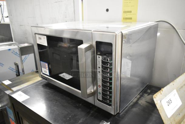 BRAND NEW SCRATCH AND DENT! 2024 Amana RCS10TS Stainless Steel Commercial Countertop Microwave Oven. 120 Volts, 1 Phase. - Image 3 of 6