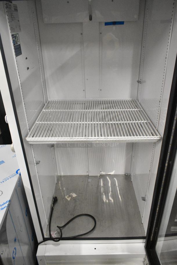 2021 True TSCI-600R-G-PH Metal Commercial Single Door Reach In Cooler Merchandiser. 115 Volts, 1 Phase. Tested and Powers On But Does Not Get Cold - Image 4 of 6