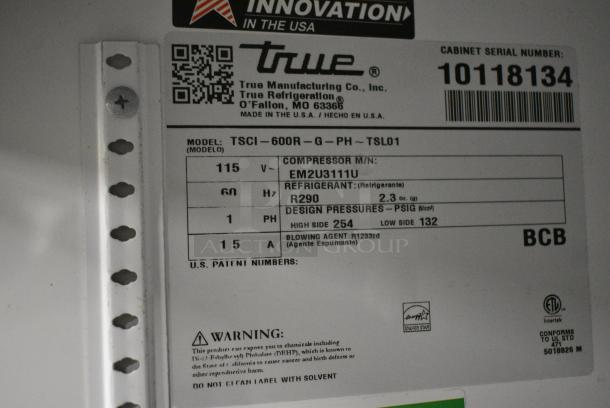 2021 True TSCI-600R-G-PH Metal Commercial Single Door Reach In Cooler Merchandiser. 115 Volts, 1 Phase. Tested and Powers On But Does Not Get Cold - Image 5 of 6
