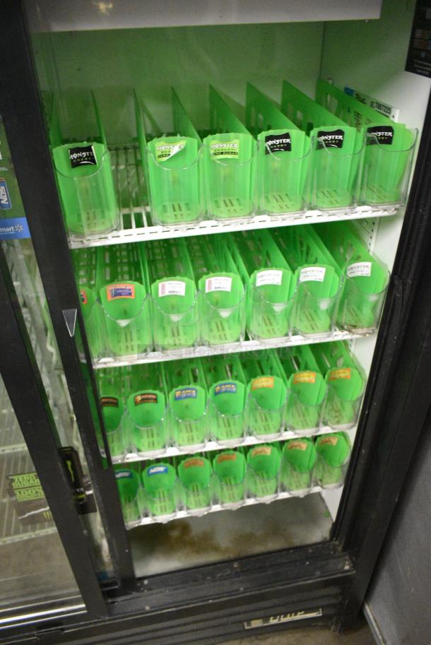 True GDM-41SL-60-LD Metal Commercial 2 Door Reach In Cooler Merchandiser. 115 Volts, 1 Phase. Tested and Working! - Image 4 of 6