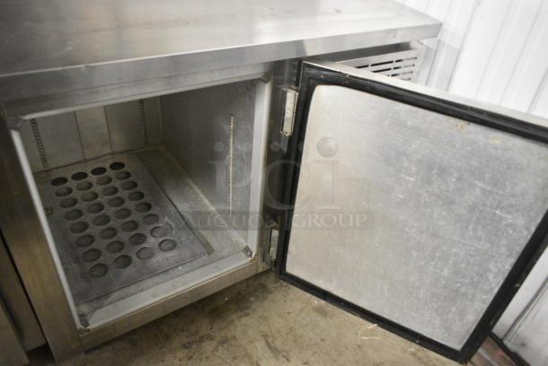 Migali RPT40P Stainless Steel Commercial Pizza Prep Table. 115 Volts, 1 Phase. Tested and Working! - Image 4 of 6