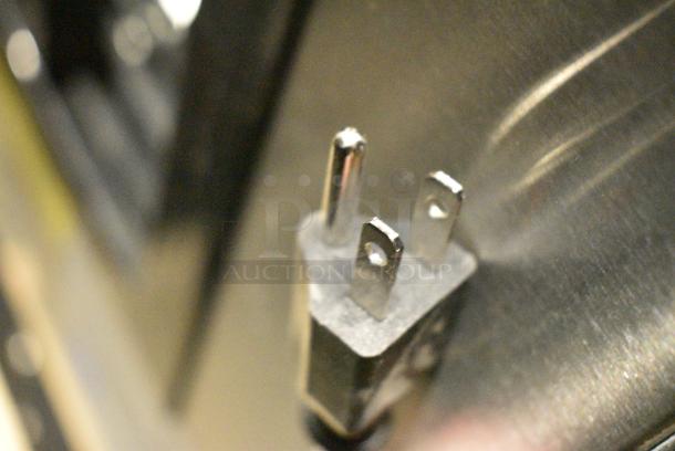 2024 Avantco 224BC36SB Metal Commercial Floor Style 36" Black Square Refrigerated Bakery Display Case with LED Lighting. See Pictures for Broken Glass. 115 Volts, 1 Phase. Tested and Working! - Image 6 of 6