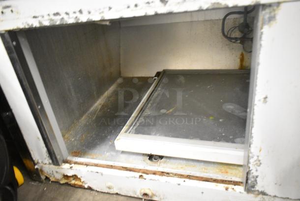 McCray Metal Commercial Floor Style Deli Display Case Merchandiser. 115 Volts, 1 Phase. Cannot Test - Unit Was Previously Hardwired - Image 5 of 6