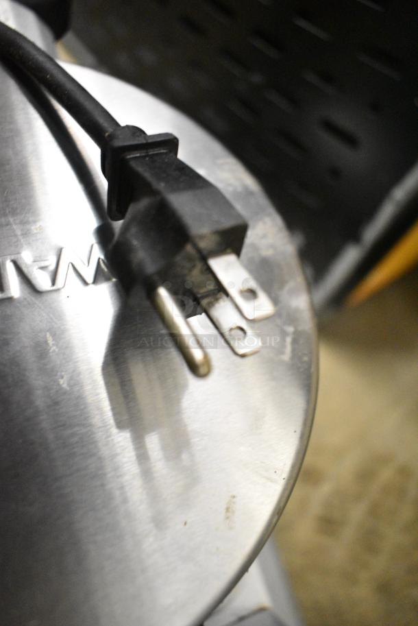 Waring WW180X Stainless Steel Countertop Waffle Maker. 120 Volts, 1 Phase. Tested and Working! - Image 7 of 7