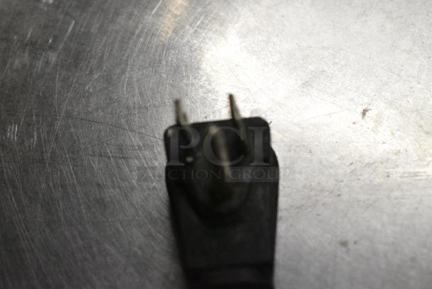 Continental SWF27-BS Stainless Steel Commercial Work Top Single Door Freezer. 115 Volts, 1 Phase. Tested and Working! - Image 8 of 8