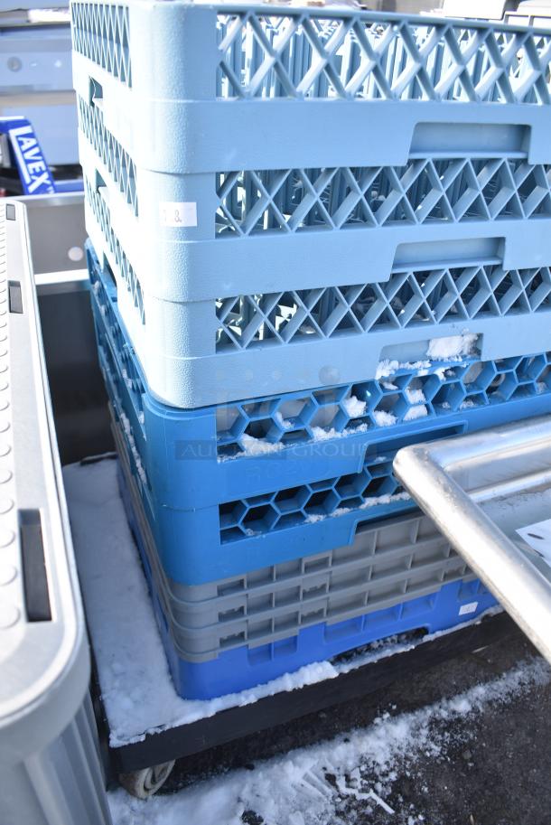 ALL ONE MONEY! Lot of 15 Various Items Including Poly Dish Caddies. - Image 4 of 4