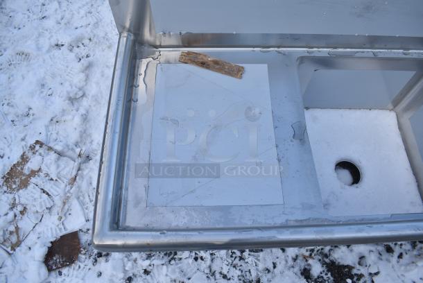 BRAND NEW SCRATCH AND DENT! Regency 600S21717218 Stainless Steel 2 Bay Sink w/ Dual Drain Boards. No Legs. - Image 2 of 5