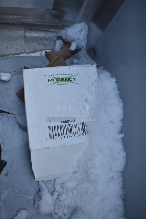 BRAND NEW SCRATCH AND DENT! Regency 600S11818 23" 16-Gauge Stainless Steel One Compartment Commercial Sink - Image 4 of 7