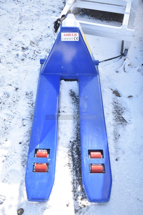 BRAND NEW SCRATCH AND DENT! Lavex Pallet Jack. Missing Handle. - Image 3 of 3