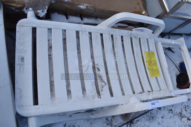 BRAND NEW SCRATCH AND DENT! Grosfillex Bahia White Poly Chaise Lounger - Image 3 of 4