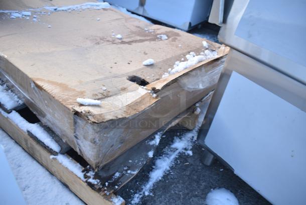 2 BRAND NEW SCRATCH AND DENT! Items Including Folding Table. 2 Times Your Bid! - Image 3 of 5