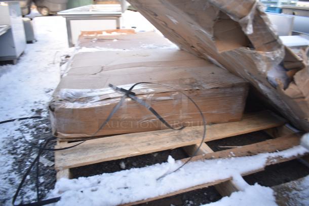 2 BRAND NEW SCRATCH AND DENT! Items Including Folding Table. 2 Times Your Bid! - Image 5 of 5