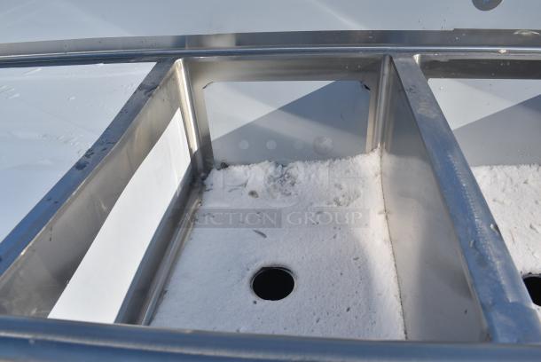 BRAND NEW SCRATCH AND DENT! Regency 600S31620224 16 Gauge Stainless Steel Three Compartment Commercial Sink with 2 Drainboards. No Legs. - Image 6 of 7