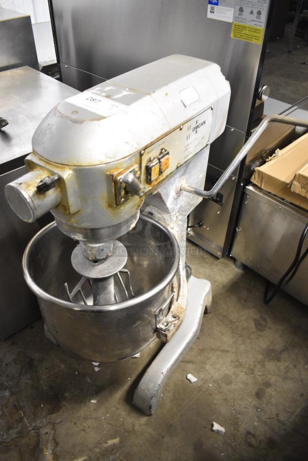 Omcan SP-200 Metal Commercial Planetary Dough Mixer w/ Mixing Bowl, Dough Hook and Paddle Attachment. 115 Volts, 1 Phase. Tested and Working! - Image 4 of 8