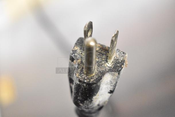 Omcan SP-200 Metal Commercial Planetary Dough Mixer w/ Mixing Bowl, Dough Hook and Paddle Attachment. 115 Volts, 1 Phase. Tested and Working! - Image 8 of 8