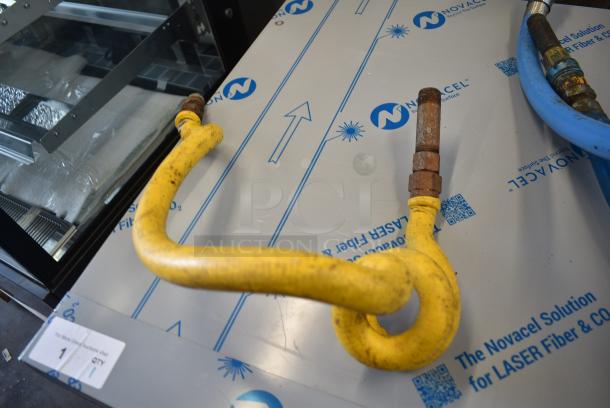 3 Gas Hoses; 2 Blue and 1 Yellow. 3 Times Your Bid! - Image 2 of 4